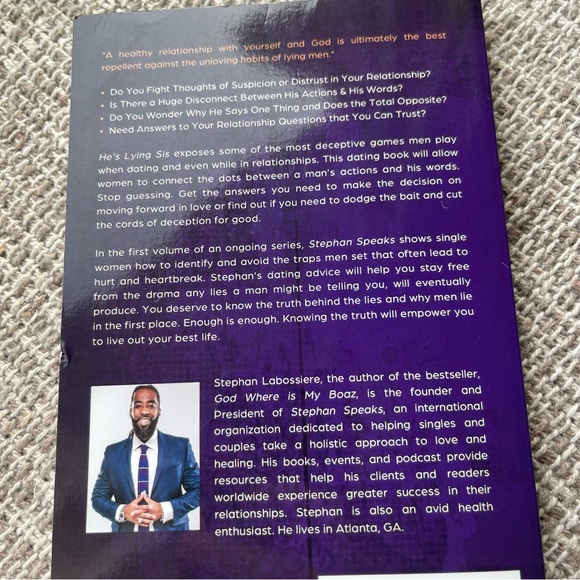 He's Lying Sis Book - Picture 4 of 4